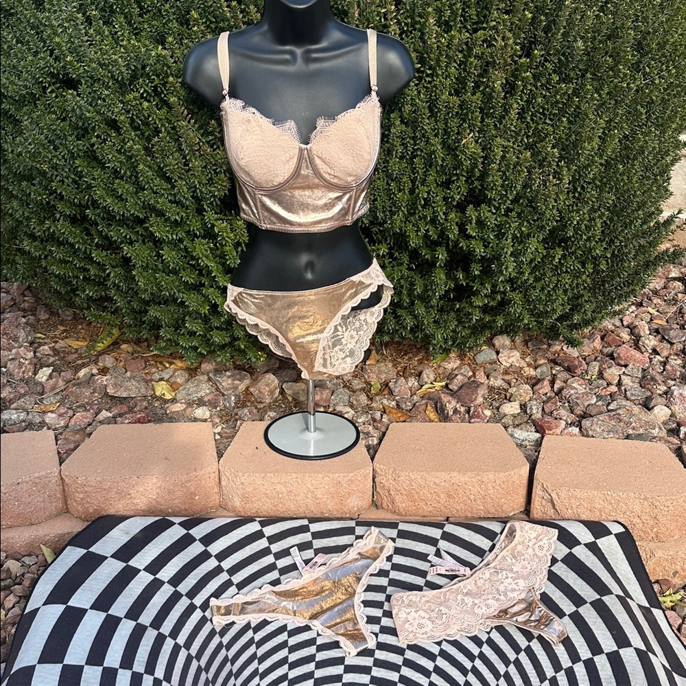 Victoria's Secret MetallicGoldFauxLeather Bustier 34DD+Small panties-new w/tags